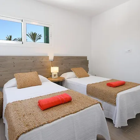 Blue Volcano-pool, Gym And Activities In Sport Center Fariones Included Puerto del Carmen